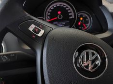 Volkswagen UP 1.0 170 TSI TOTAL FLEX XTREME 4P MANUAL 2021/2021 BETIOLO NOVOS E SEMINOVOS LAJEADO / Carros no Vale