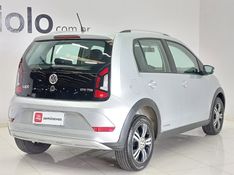 Volkswagen UP 1.0 170 TSI TOTAL FLEX XTREME 4P MANUAL 2021/2021 BETIOLO NOVOS E SEMINOVOS LAJEADO / Carros no Vale