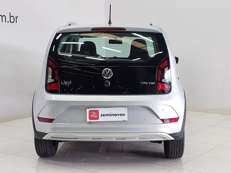 Volkswagen UP 1.0 170 TSI TOTAL FLEX XTREME 4P MANUAL 2021/2021 BETIOLO NOVOS E SEMINOVOS LAJEADO / Carros no Vale
