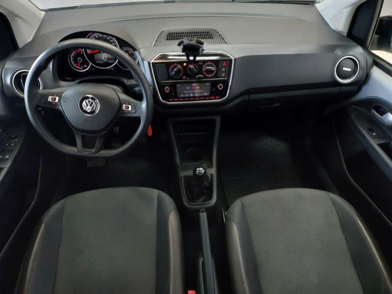 Volkswagen UP 1.0 170 TSI TOTAL FLEX XTREME 4P MANUAL 2021/2021 BETIOLO NOVOS E SEMINOVOS LAJEADO / Carros no Vale
