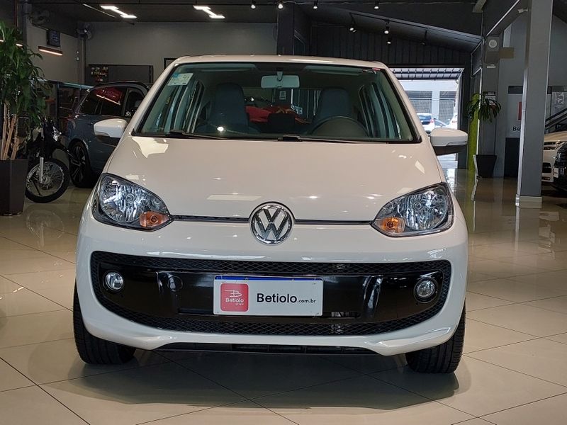 Volkswagen UP 1.0 MPI MOVE UP 12V FLEX 4P MANUAL 2016/2017 BETIOLO NOVOS E SEMINOVOS LAJEADO / Carros no Vale
