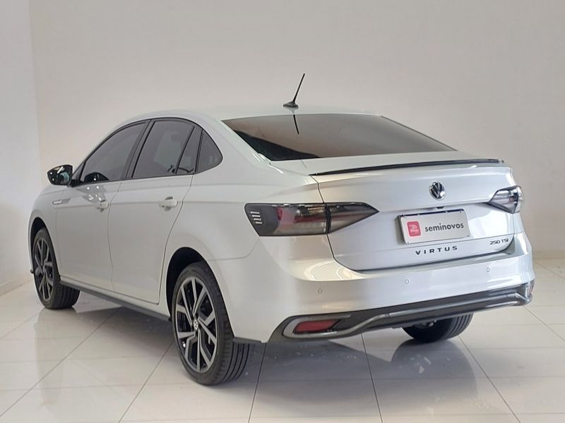 Volkswagen VIRTUS 1.4 250 TSI EXCLUSIVE AUTOMÁTICO 2023/2023 BETIOLO NOVOS E SEMINOVOS LAJEADO / Carros no Vale Volkswagen VIRTUS 1.4 250 TSI EXCLUSIVE AUTOMÁTICO 2023/2023 BETIOLO NOVOS E SEMINOVOS LAJEADO / Carros no Vale