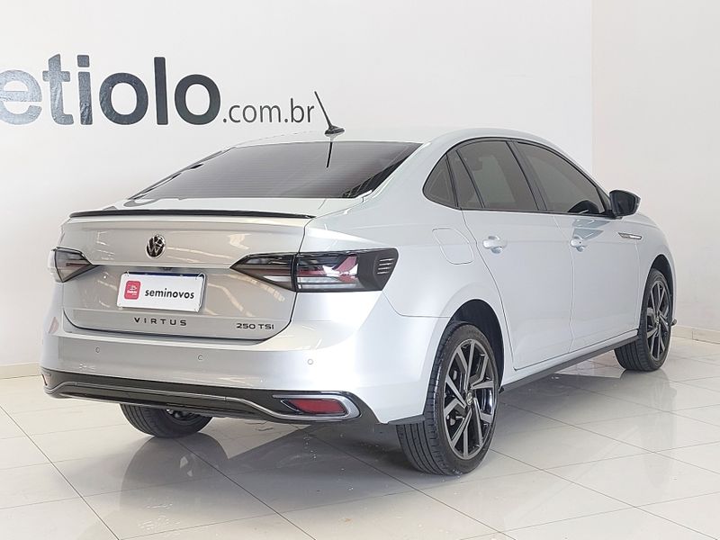 Volkswagen VIRTUS 1.4 250 TSI EXCLUSIVE AUTOMÁTICO 2023/2023 BETIOLO NOVOS E SEMINOVOS LAJEADO / Carros no Vale Volkswagen VIRTUS 1.4 250 TSI EXCLUSIVE AUTOMÁTICO 2023/2023 BETIOLO NOVOS E SEMINOVOS LAJEADO / Carros no Vale
