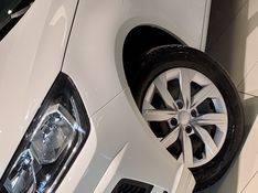 Volkswagen VOYAGE 1.0 12V MPI TOTALFLEX 4P MANUAL 2022/2023 BETIOLO NOVOS E SEMINOVOS LAJEADO / Carros no Vale