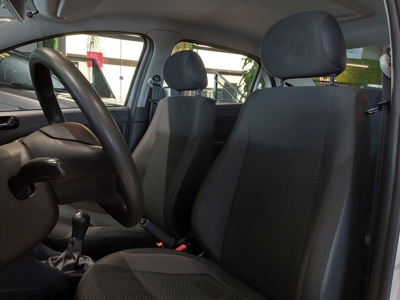 Volkswagen VOYAGE 1.0 12V MPI TOTALFLEX 4P MANUAL 2022/2023 BETIOLO NOVOS E SEMINOVOS LAJEADO / Carros no Vale Volkswagen VOYAGE 1.0 12V MPI TOTALFLEX 4P MANUAL 2022/2023 BETIOLO NOVOS E SEMINOVOS LAJEADO / Carros no Vale