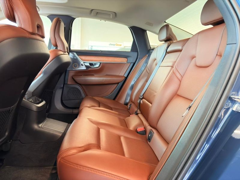Volvo S90 2.0 T8 HYBRID INSCRIPTION AWD GEARTRONIC 2019/2020 BETIOLO NOVOS E SEMINOVOS LAJEADO / Carros no Vale Volvo S90 2.0 T8 HYBRID INSCRIPTION AWD GEARTRONIC 2019/2020 BETIOLO NOVOS E SEMINOVOS LAJEADO / Carros no Vale