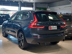 Volvo XC60 2.0 T5 GASOLINA MOMENTUM AWD GEARTRONIC 2017/2018 BETIOLO NOVOS E SEMINOVOS LAJEADO / Carros no Vale