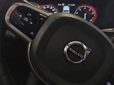Volvo XC60 2.0 T5 GASOLINA R-DESIGN AWD GEARTRONIC 2017/2018 BETIOLO NOVOS E SEMINOVOS LAJEADO / Carros no Vale