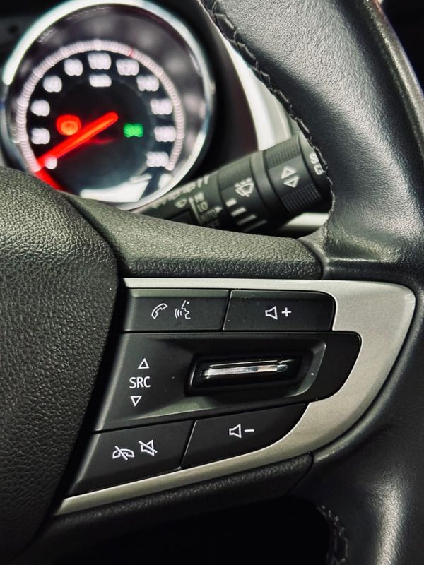 Chevrolet TRACKER 1.2 TURBO FLEX PREMIER AUTOMÁTICO 2024/2024 CASTELLAN E TOMAZONI MOTORS CAXIAS DO SUL / Carros no Vale