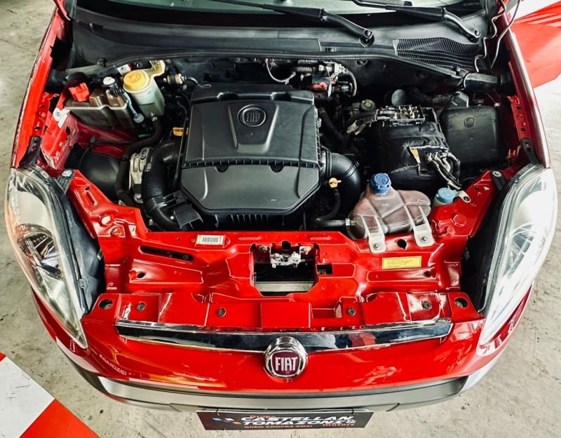 Fiat PUNTO 1.6 ESSENCE 16V FLEX 4P AUTOMATIZADO 2013/2013 CASTELLAN E TOMAZONI MOTORS CAXIAS DO SUL / Carros no Vale