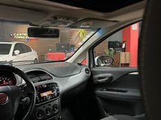 Fiat PUNTO 1.6 ESSENCE 16V FLEX 4P AUTOMATIZADO 2013/2013 CASTELLAN E TOMAZONI MOTORS CAXIAS DO SUL / Carros no Vale