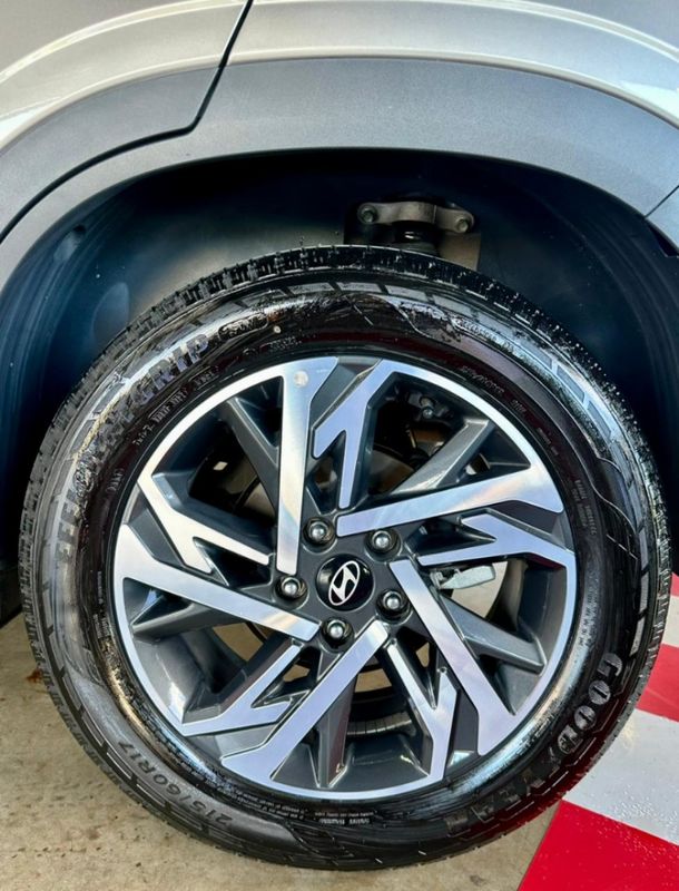 Hyundai CRETA 1.0 TGDI FLEX PLATINUM AUTOMÁTICO 2024/2025 CASTELLAN E TOMAZONI MOTORS CAXIAS DO SUL / Carros no Vale