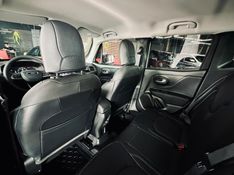 JEEP RENEGADE 1.3 T270 TURBO FLEX LONGITUDE AT6 2024/2025 CASTELLAN E TOMAZONI MOTORS CAXIAS DO SUL / Carros no Vale