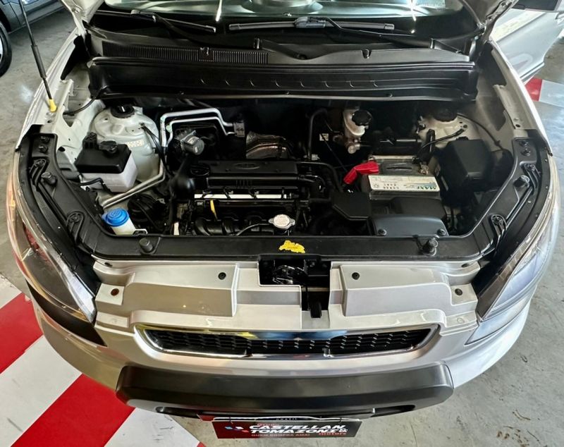 KIA SOUL 1.6 EX 16V FLEX 4P AUTOMÁTICO 2010/2011 CASTELLAN E TOMAZONI MOTORS CAXIAS DO SUL / Carros no Vale