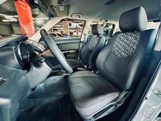 KIA SOUL 1.6 EX 16V FLEX 4P AUTOMÁTICO 2010/2011 CASTELLAN E TOMAZONI MOTORS CAXIAS DO SUL / Carros no Vale