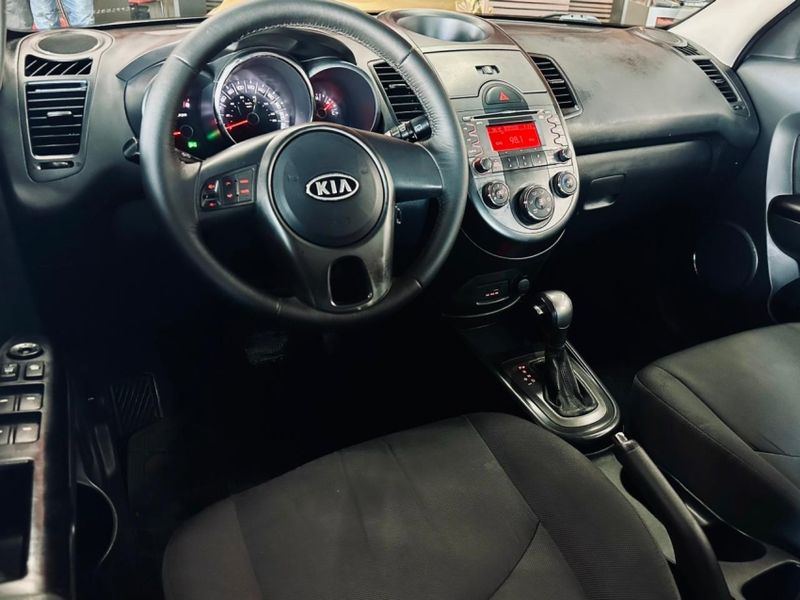 KIA SOUL 1.6 EX 16V FLEX 4P AUTOMÁTICO 2010/2011 CASTELLAN E TOMAZONI MOTORS CAXIAS DO SUL / Carros no Vale