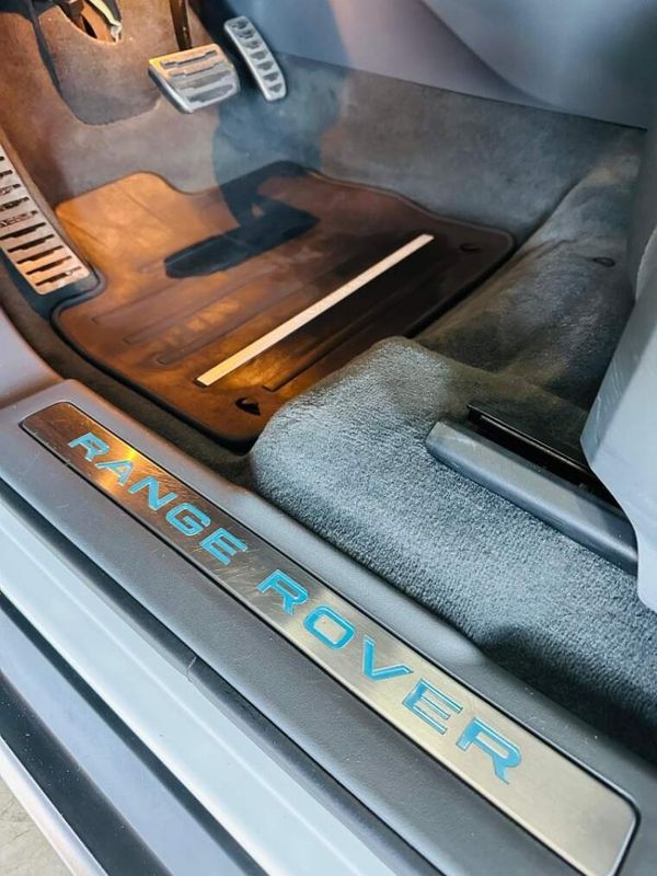 Land Rover RANGE ROVER EVOQUE 2.0 DYNAMIC TECH 4WD 16V GASOLINA 4P AUTOMÁTICO 2013/2014 CASTELLAN E TOMAZONI MOTORS CAXIAS DO SUL / Carros no Vale