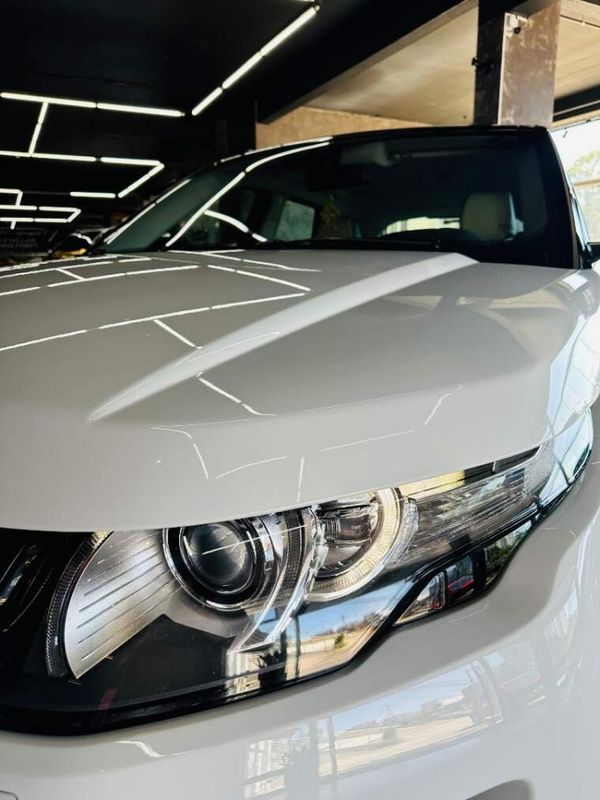 Land Rover RANGE ROVER EVOQUE 2.0 DYNAMIC TECH 4WD 16V GASOLINA 4P AUTOMÁTICO 2013/2014 CASTELLAN E TOMAZONI MOTORS CAXIAS DO SUL / Carros no Vale