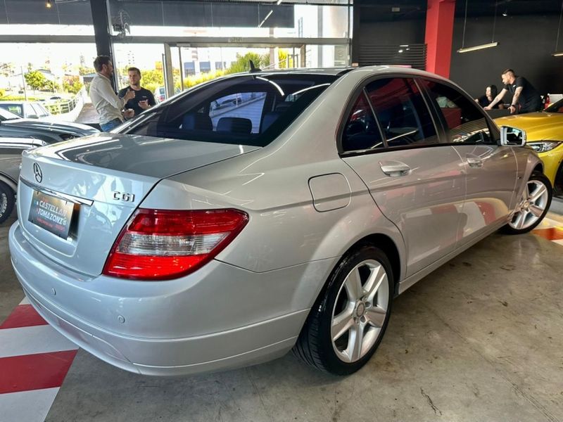 Mercedes-Benz C 180 1.8 CGI CLASSIC 16V GASOLINA 4P AUTOMÁTICO 2011/2011 CASTELLAN E TOMAZONI MOTORS CAXIAS DO SUL / Carros no Vale