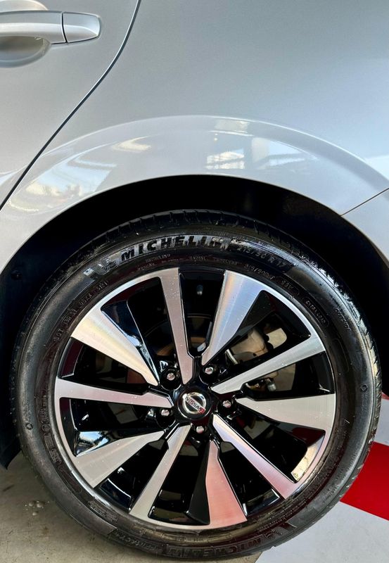 Nissan SENTRA 2.0 16V GASOLINA EXCLUSIVE XTRONIC 2023/2023 CASTELLAN E TOMAZONI MOTORS CAXIAS DO SUL / Carros no Vale Nissan SENTRA 2.0 16V GASOLINA EXCLUSIVE XTRONIC 2023/2023 CASTELLAN E TOMAZONI MOTORS CAXIAS DO SUL / Carros no Vale