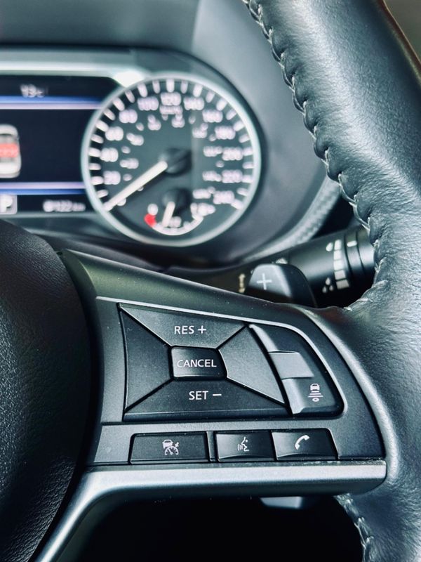 Nissan SENTRA 2.0 16V GASOLINA EXCLUSIVE XTRONIC 2023/2023 CASTELLAN E TOMAZONI MOTORS CAXIAS DO SUL / Carros no Vale Nissan SENTRA 2.0 16V GASOLINA EXCLUSIVE XTRONIC 2023/2023 CASTELLAN E TOMAZONI MOTORS CAXIAS DO SUL / Carros no Vale