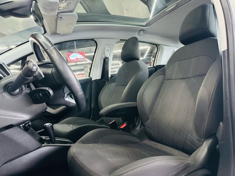 Peugeot 208 1.6 GRIFFE 16V FLEX 4P AUTOMÁTICO 2017/2018 CASTELLAN E TOMAZONI MOTORS CAXIAS DO SUL / Carros no Vale Peugeot 208 1.6 GRIFFE 16V FLEX 4P AUTOMÁTICO 2017/2018 CASTELLAN E TOMAZONI MOTORS CAXIAS DO SUL / Carros no Vale