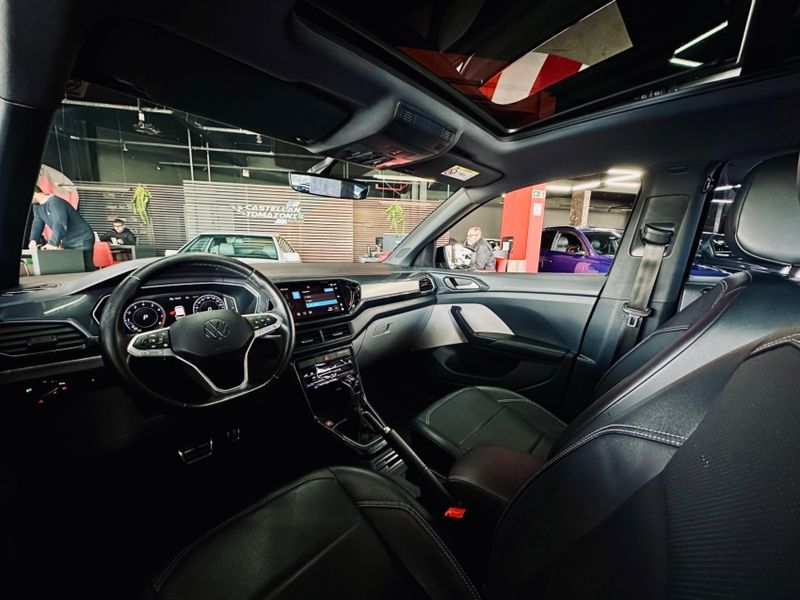 Volkswagen T-CROSS 1.4 250 TSI TOTAL FLEX HIGHLINE AUTOMÁTICO 2022/2022 CASTELLAN E TOMAZONI MOTORS CAXIAS DO SUL / Carros no Vale Volkswagen T-CROSS 1.4 250 TSI TOTAL FLEX HIGHLINE AUTOMÁTICO 2022/2022 CASTELLAN E TOMAZONI MOTORS CAXIAS DO SUL / Carros no Vale