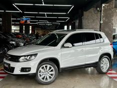 Volkswagen TIGUAN 2.0 TSI 16V TURBO GASOLINA 4P TIPTRONIC 2012/2013 CASTELLAN E TOMAZONI MOTORS CAXIAS DO SUL / Carros no Vale