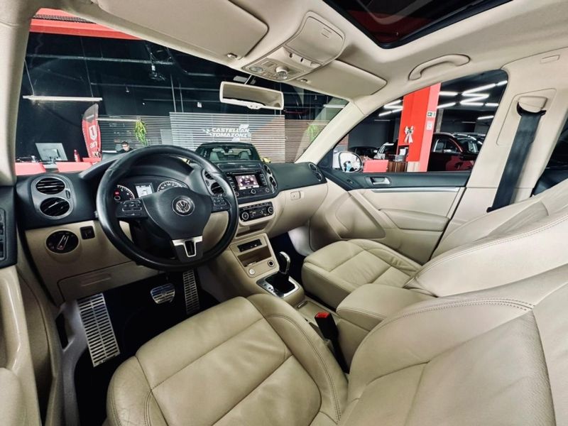 Volkswagen TIGUAN 2.0 TSI 16V TURBO GASOLINA 4P TIPTRONIC 2012/2013 CASTELLAN E TOMAZONI MOTORS CAXIAS DO SUL / Carros no Vale