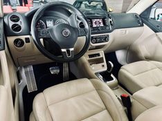 Volkswagen TIGUAN 2.0 TSI 16V TURBO GASOLINA 4P TIPTRONIC 2012/2013 CASTELLAN E TOMAZONI MOTORS CAXIAS DO SUL / Carros no Vale