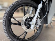 Honda Motos Biz 125 2023/2024 DRSUL SEMINOVOS CAXIAS DO SUL – LAJEADO – SANTA CRUZ DO SUL / Carros no Vale