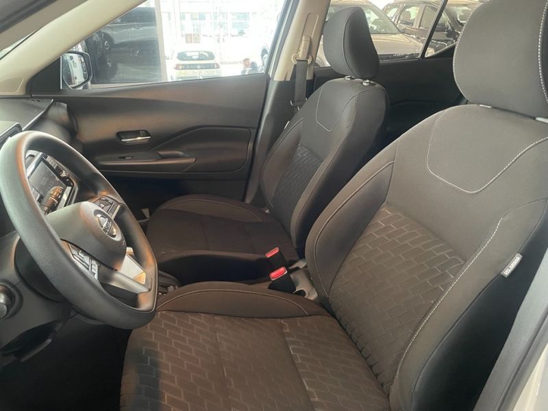 Nissan KICKS 1.6 16V FLEXSTART SENSE XTRONIC 2022/2023 DRSUL SEMINOVOS CAXIAS DO SUL – LAJEADO – SANTA CRUZ DO SUL / Carros no Vale