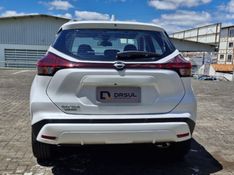 Nissan KICKS PLAY 1.6 16V FLEXSTART ADVANCE PLUS XTRONIC 2025/2025 DRSUL SEMINOVOS CAXIAS DO SUL – LAJEADO – SANTA CRUZ DO SUL / Carros no Vale