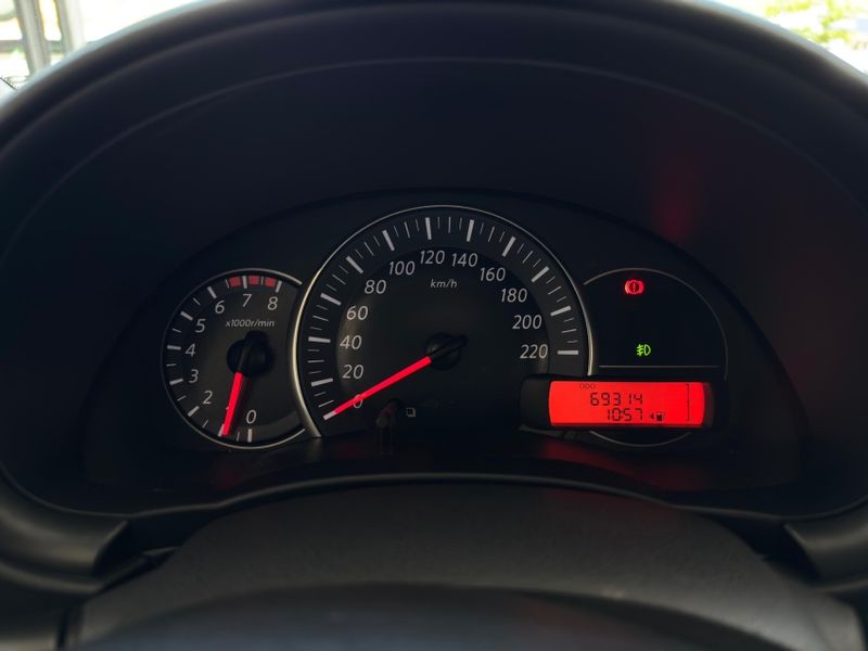 Nissan MARCH 1.6 SV 16V FLEX 4P MANUAL 2018/2018 DRSUL SEMINOVOS CAXIAS DO SUL – LAJEADO – SANTA CRUZ DO SUL / Carros no Vale Nissan MARCH 1.6 SV 16V FLEX 4P MANUAL 2018/2018 DRSUL SEMINOVOS CAXIAS DO SUL – LAJEADO – SANTA CRUZ DO SUL / Carros no Vale