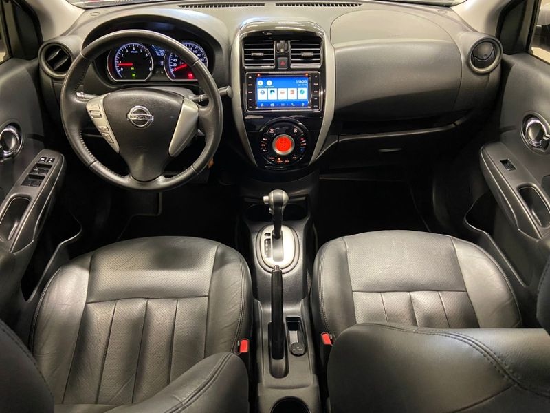 Nissan VERSA 1.6 16V FLEXSTART UNIQUE 4P XTRONIC 2017/2018 DRSUL SEMINOVOS CAXIAS DO SUL – LAJEADO – SANTA CRUZ DO SUL / Carros no Vale
