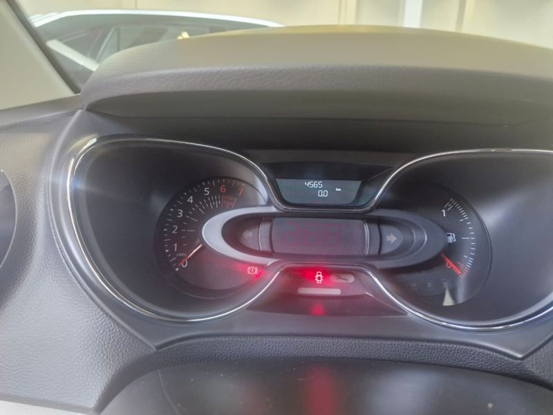 Renault CAPTUR 1.6 16V SCE FLEX INTENSE X-TRONIC 2018/2019 DRSUL SEMINOVOS CAXIAS DO SUL – LAJEADO – SANTA CRUZ DO SUL / Carros no Vale