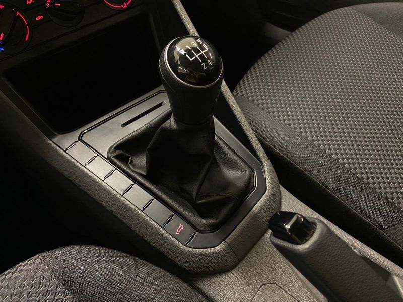 Volkswagen POLO 1.6 MSI TOTAL FLEX MANUAL 2019/2019 DRSUL SEMINOVOS CAXIAS DO SUL – LAJEADO – SANTA CRUZ DO SUL / Carros no Vale