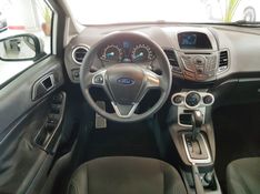 Ford FIESTA 1.6 SE HATCH 16V FLEX 4P POWERSHIFT 2015/2016 ADVANT AUTOMÓVEIS CAXIAS DO SUL / Carros no Vale