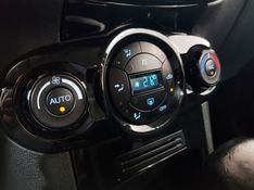 Ford FIESTA 1.6 TITANIUM HATCH 16V FLEX 4P POWERSHIFT 2015/2016 ADVANT AUTOMÓVEIS CAXIAS DO SUL / Carros no Vale