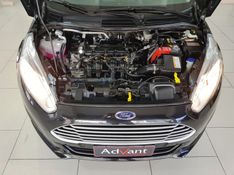 Ford FIESTA 1.6 TITANIUM HATCH 16V FLEX 4P POWERSHIFT 2015/2016 ADVANT AUTOMÓVEIS CAXIAS DO SUL / Carros no Vale