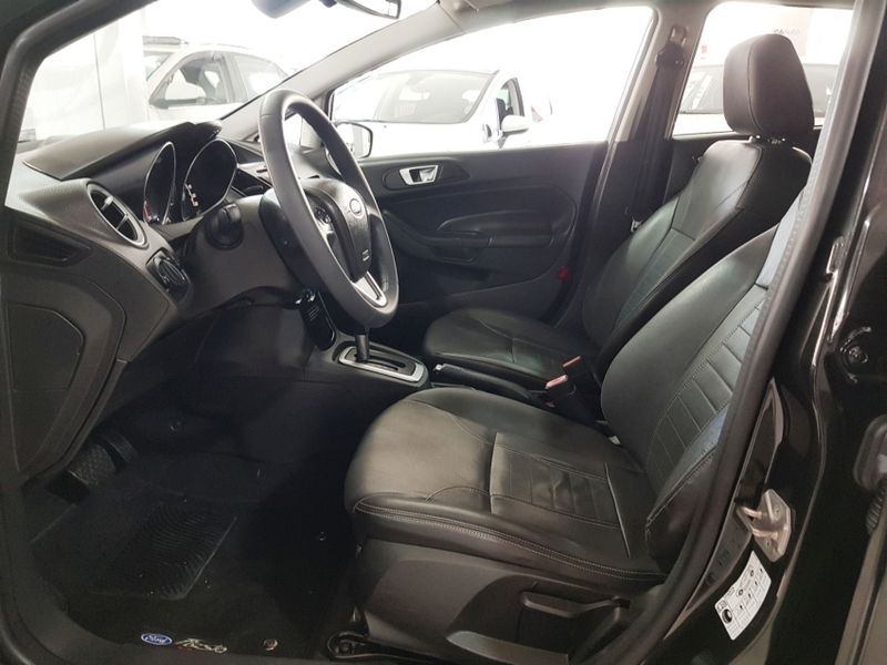 Ford FIESTA 1.6 TITANIUM HATCH 16V FLEX 4P POWERSHIFT 2015/2016 ADVANT AUTOMÓVEIS CAXIAS DO SUL / Carros no Vale