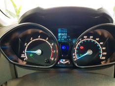 Ford FIESTA 1.6 TITANIUM HATCH 16V FLEX 4P POWERSHIFT 2014/2015 ADVANT AUTOMÓVEIS CAXIAS DO SUL / Carros no Vale