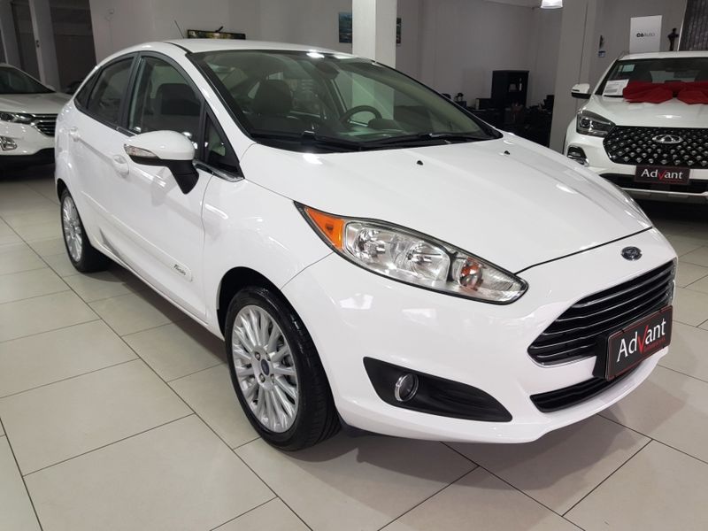 Ford FIESTA 1.6 TITANIUM SEDAN 16V FLEX 4P POWERSHIFT 2014/2015 ADVANT AUTOMÓVEIS CAXIAS DO SUL / Carros no Vale