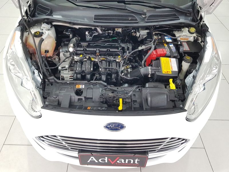 Ford FIESTA 1.6 TITANIUM SEDAN 16V FLEX 4P POWERSHIFT 2014/2015 ADVANT AUTOMÓVEIS CAXIAS DO SUL / Carros no Vale