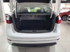 Ford FIESTA 1.6 TITANIUM SEDAN 16V FLEX 4P POWERSHIFT 2014/2015 ADVANT AUTOMÓVEIS CAXIAS DO SUL / Carros no Vale