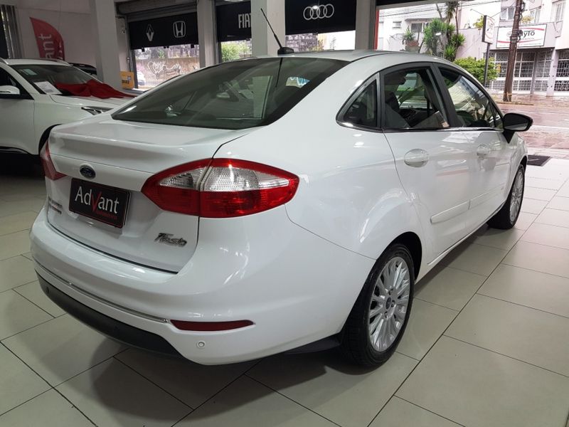 Ford FIESTA 1.6 TITANIUM SEDAN 16V FLEX 4P POWERSHIFT 2014/2015 ADVANT AUTOMÓVEIS CAXIAS DO SUL / Carros no Vale