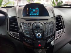 Ford FIESTA 1.6 TITANIUM SEDAN 16V FLEX 4P POWERSHIFT 2014/2015 ADVANT AUTOMÓVEIS CAXIAS DO SUL / Carros no Vale