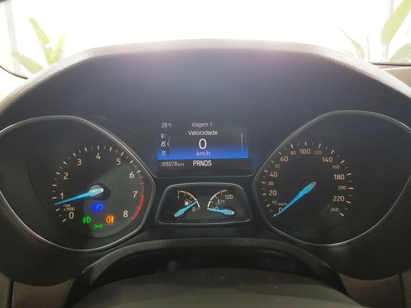 Ford FOCUS 2.0 TITANIUM FASTBACK 16V FLEX 4P POWERSHIFT 2017/2018 ADVANT AUTOMÓVEIS CAXIAS DO SUL / Carros no Vale Ford FOCUS 2.0 TITANIUM FASTBACK 16V FLEX 4P POWERSHIFT 2017/2018 ADVANT AUTOMÓVEIS CAXIAS DO SUL / Carros no Vale