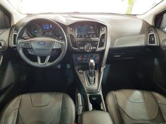Ford FOCUS 2.0 TITANIUM PLUS 16V FLEX 4P POWERSHIFT 2018/2019 ADVANT AUTOMÓVEIS CAXIAS DO SUL / Carros no Vale