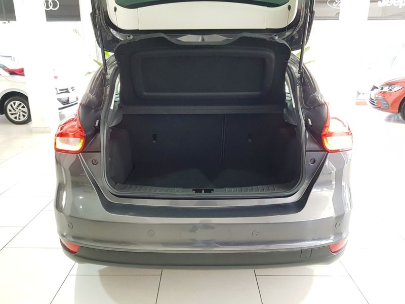 Ford FOCUS 2.0 TITANIUM PLUS 16V FLEX 4P POWERSHIFT 2018/2019 ADVANT AUTOMÓVEIS CAXIAS DO SUL / Carros no Vale Ford FOCUS 2.0 TITANIUM PLUS 16V FLEX 4P POWERSHIFT 2018/2019 ADVANT AUTOMÓVEIS CAXIAS DO SUL / Carros no Vale